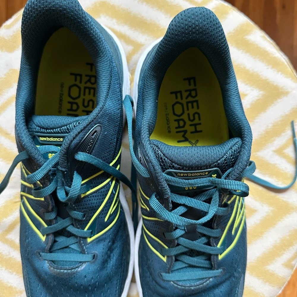 New Balance Teal Running Shoes - Picture 3 of 6